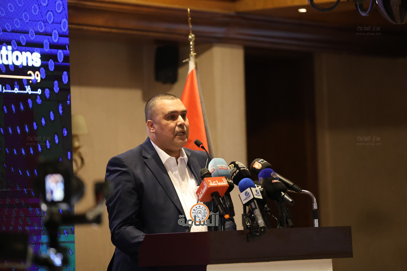 Madar Al-Saa Images 0.2374774938832841