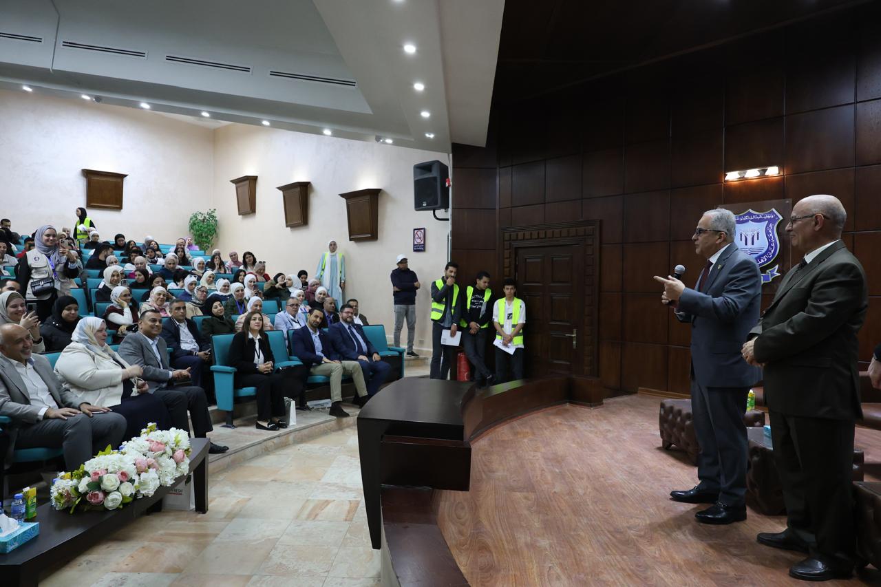 Madar Al-Saa Images 0.021668458285488468