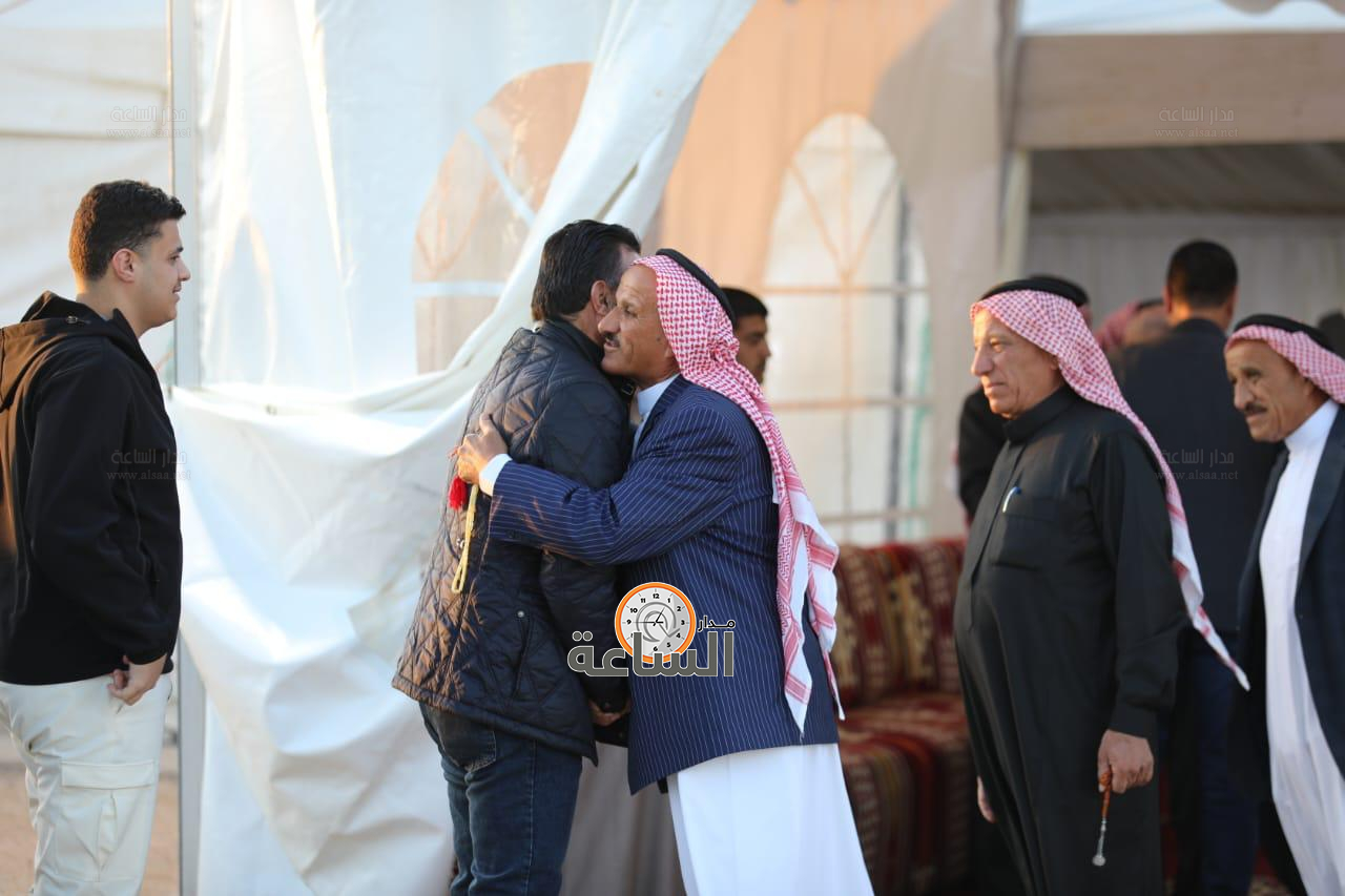 Madar Al-Saa Images 0.5287129000106917