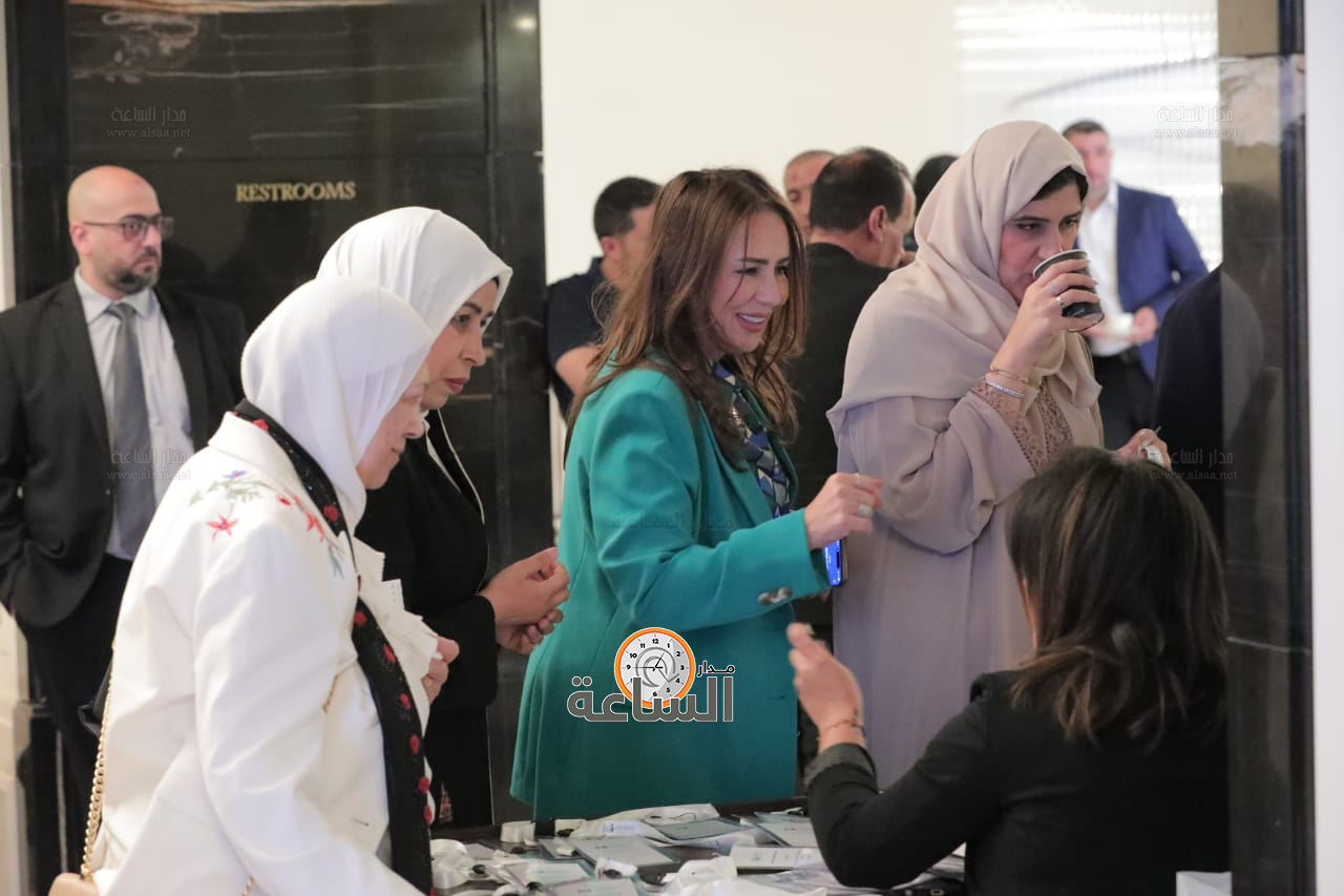 Madar Al-Saa Images 0.03476638356728401