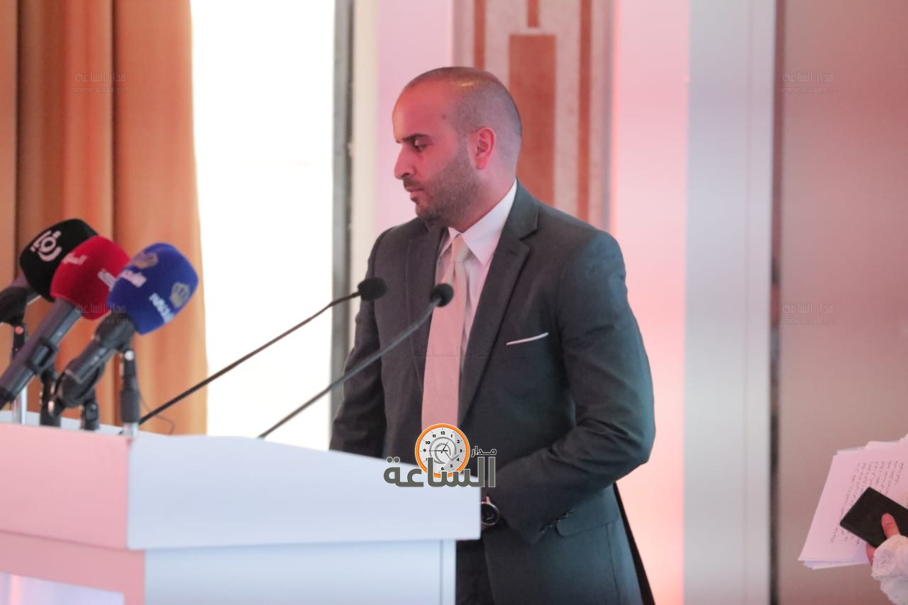 Madar Al-Saa Images 0.41162764831285614