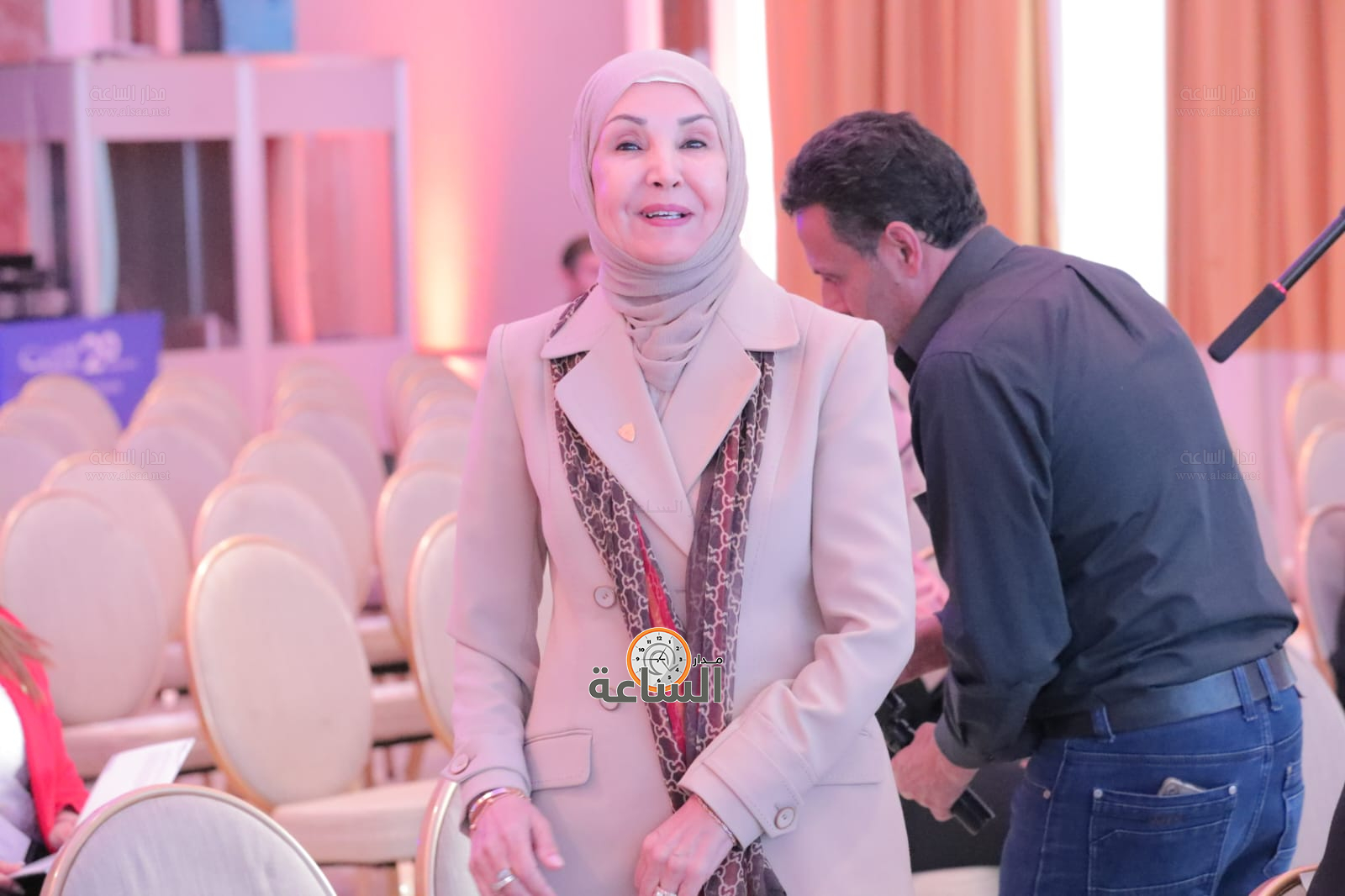 Madar Al-Saa Images 0.4111729387699007