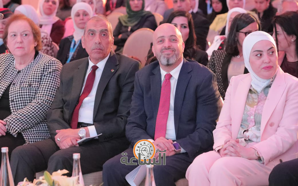 Madar Al-Saa Images 0.3908496345083705