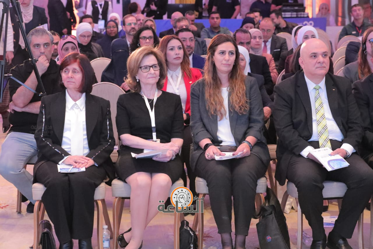 Madar Al-Saa Images 0.8175688577261597