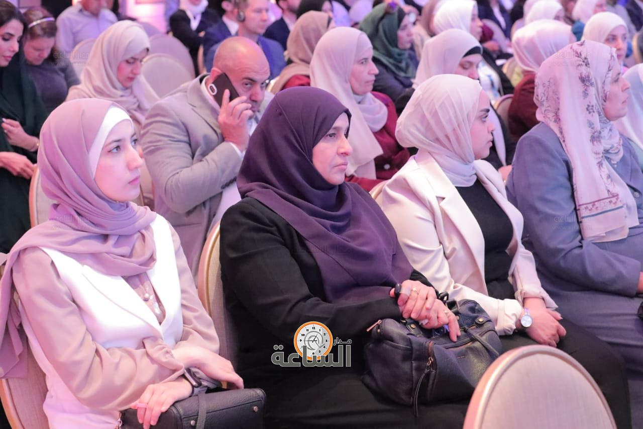 Madar Al-Saa Images 0.1338526972280255