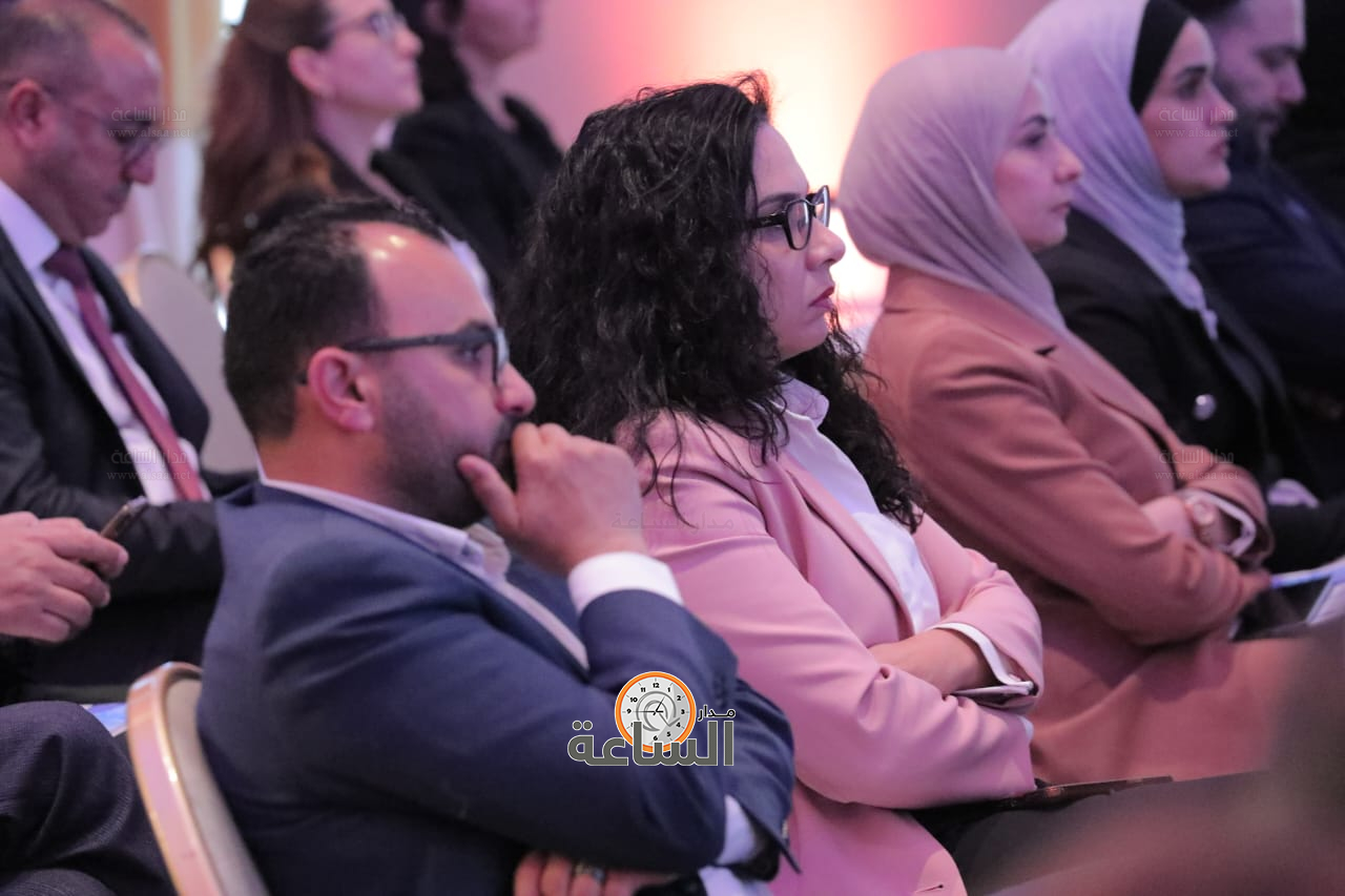 Madar Al-Saa Images 0.7964697609694255