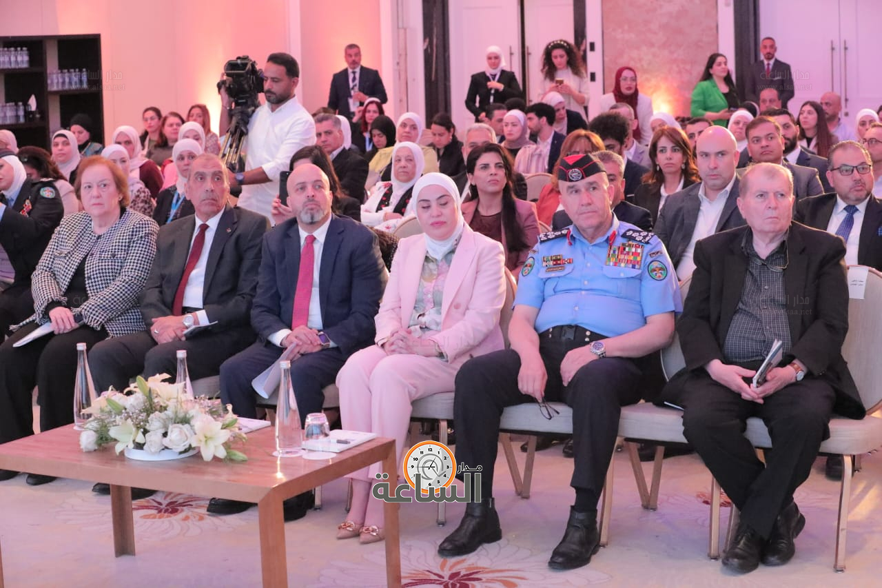 Madar Al-Saa Images 0.03389846547325648