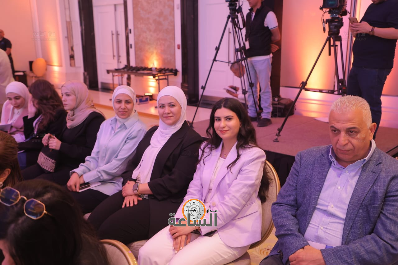 Madar Al-Saa Images 0.03691007833035276