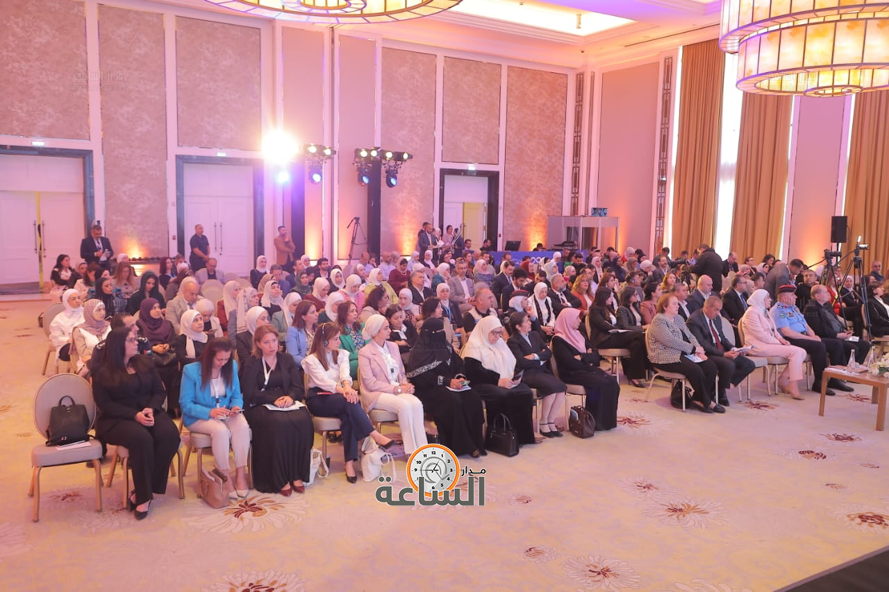 Madar Al-Saa Images 0.12358692437065777