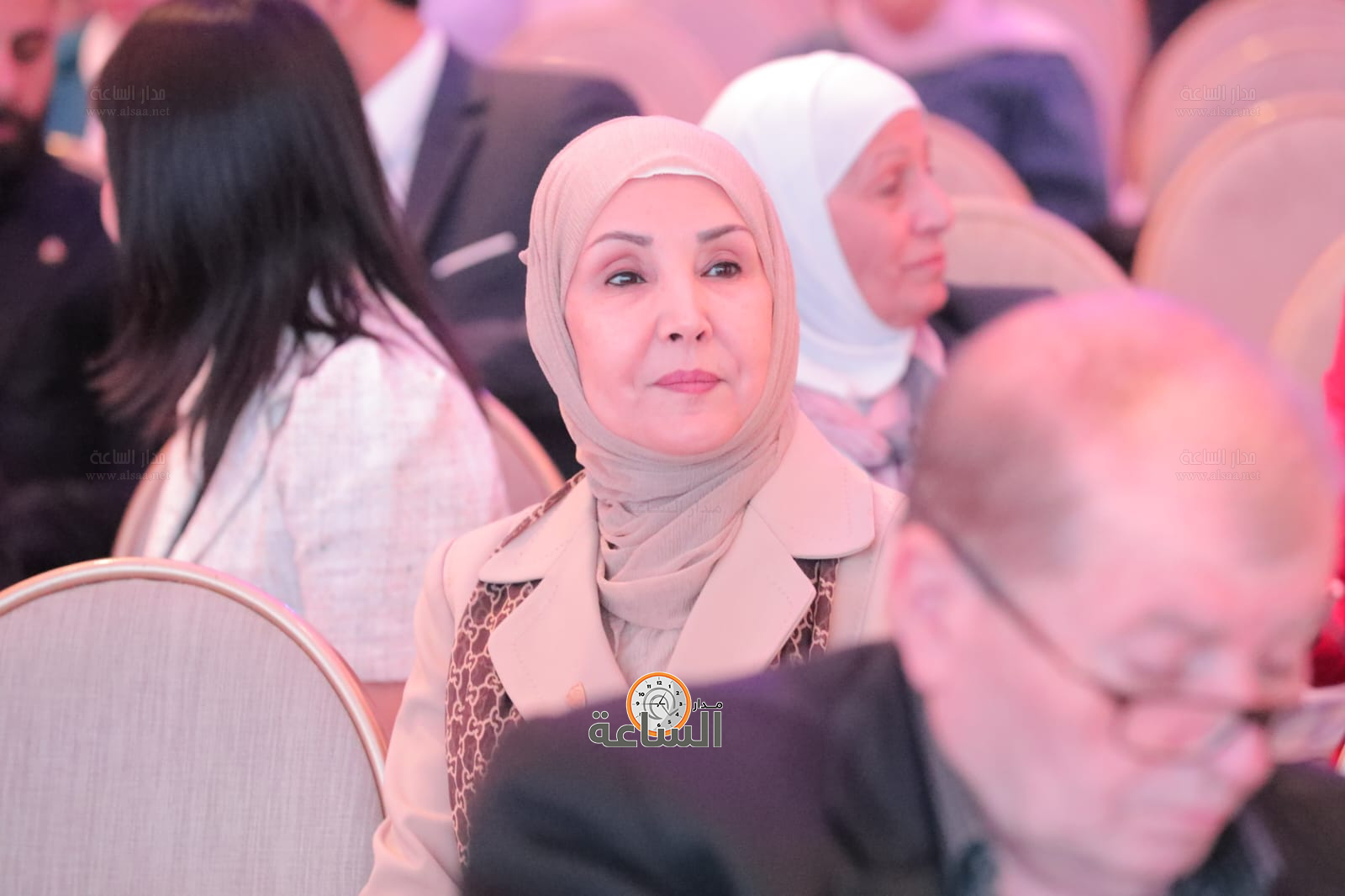 Madar Al-Saa Images 0.668140654750253