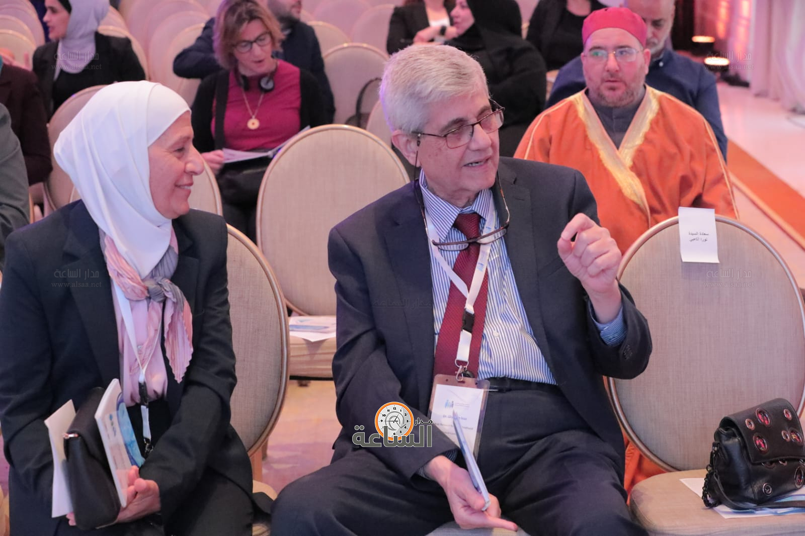 Madar Al-Saa Images 0.38976115647537024