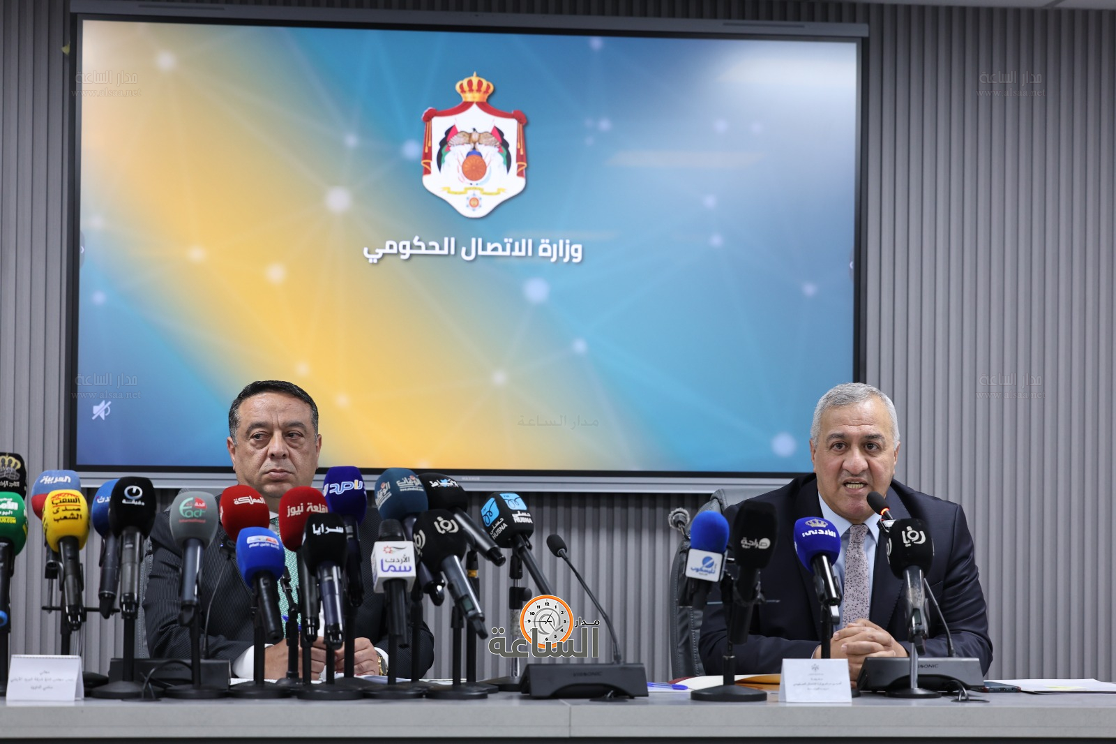 Madar Al-Saa Images 0.2631451160044538