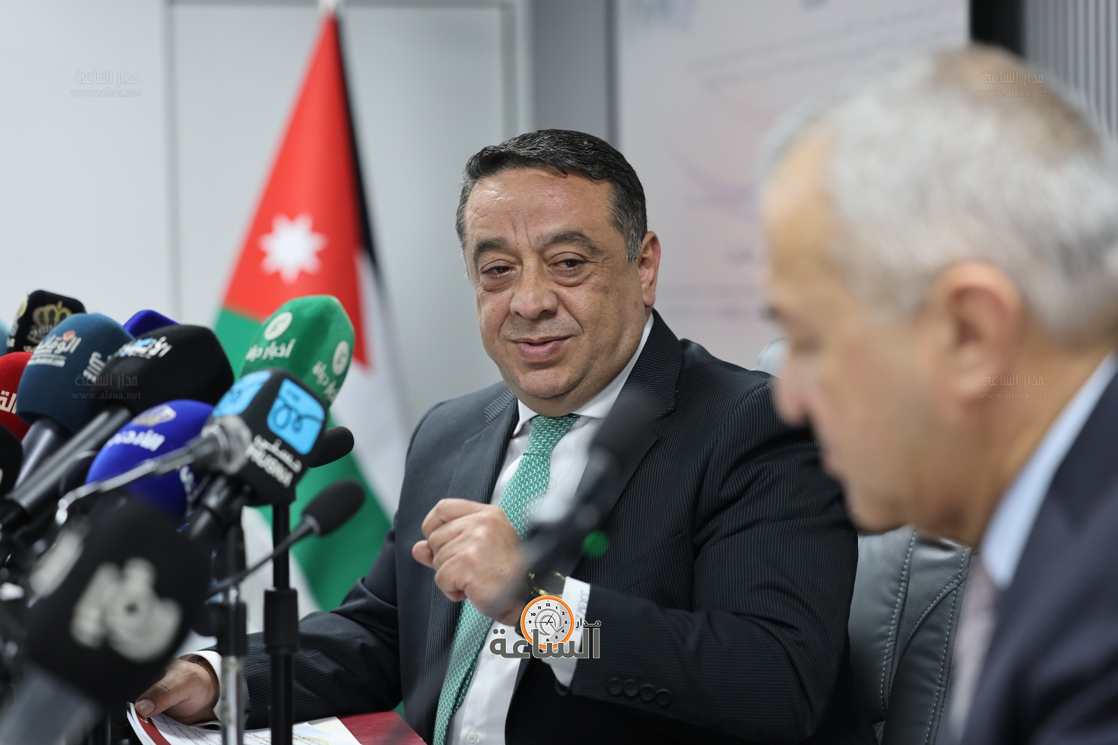 Madar Al-Saa Images 0.8795404673947986