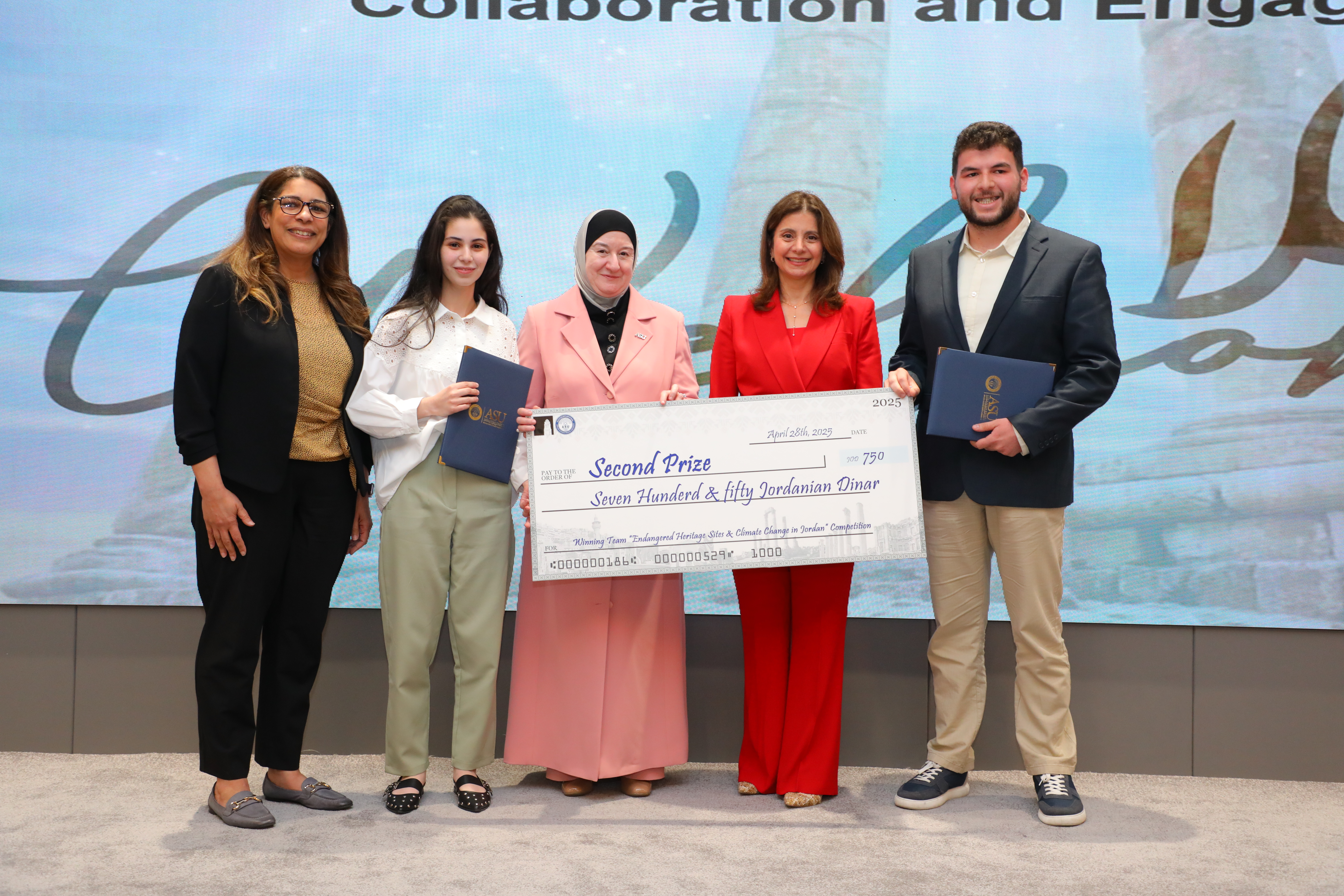 Madar Al-Saa Images 0.6836728900208449