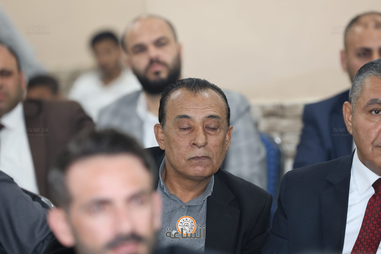 Madar Al-Saa Images 0.3761979175182698