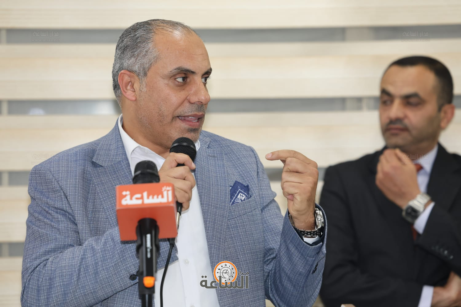 Madar Al-Saa Images 0.43299881234468474