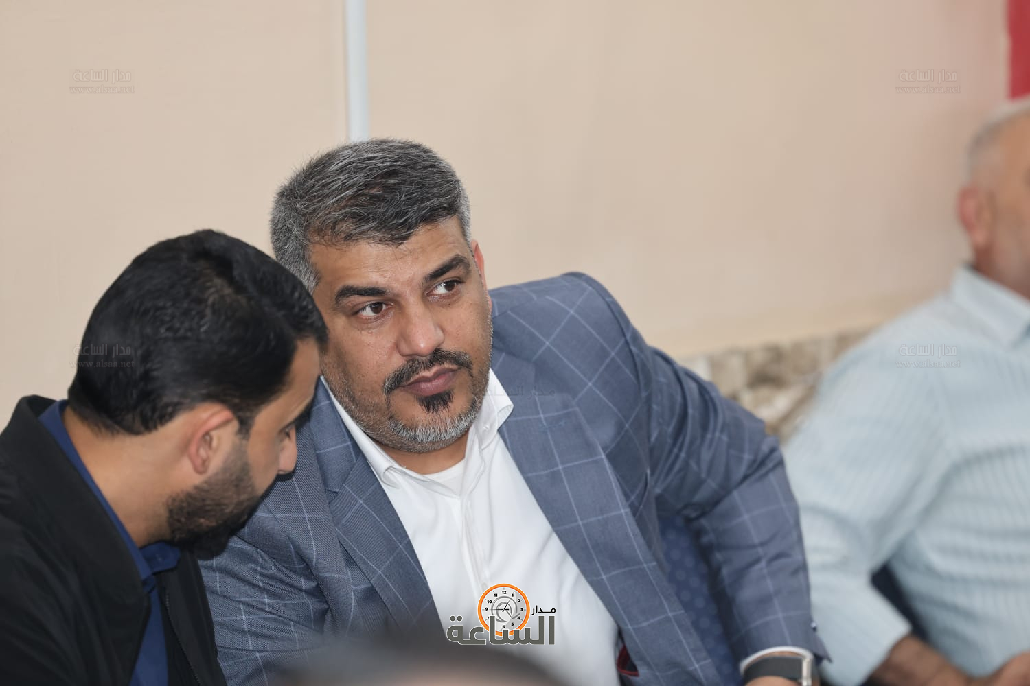 Madar Al-Saa Images 0.5492007629433051