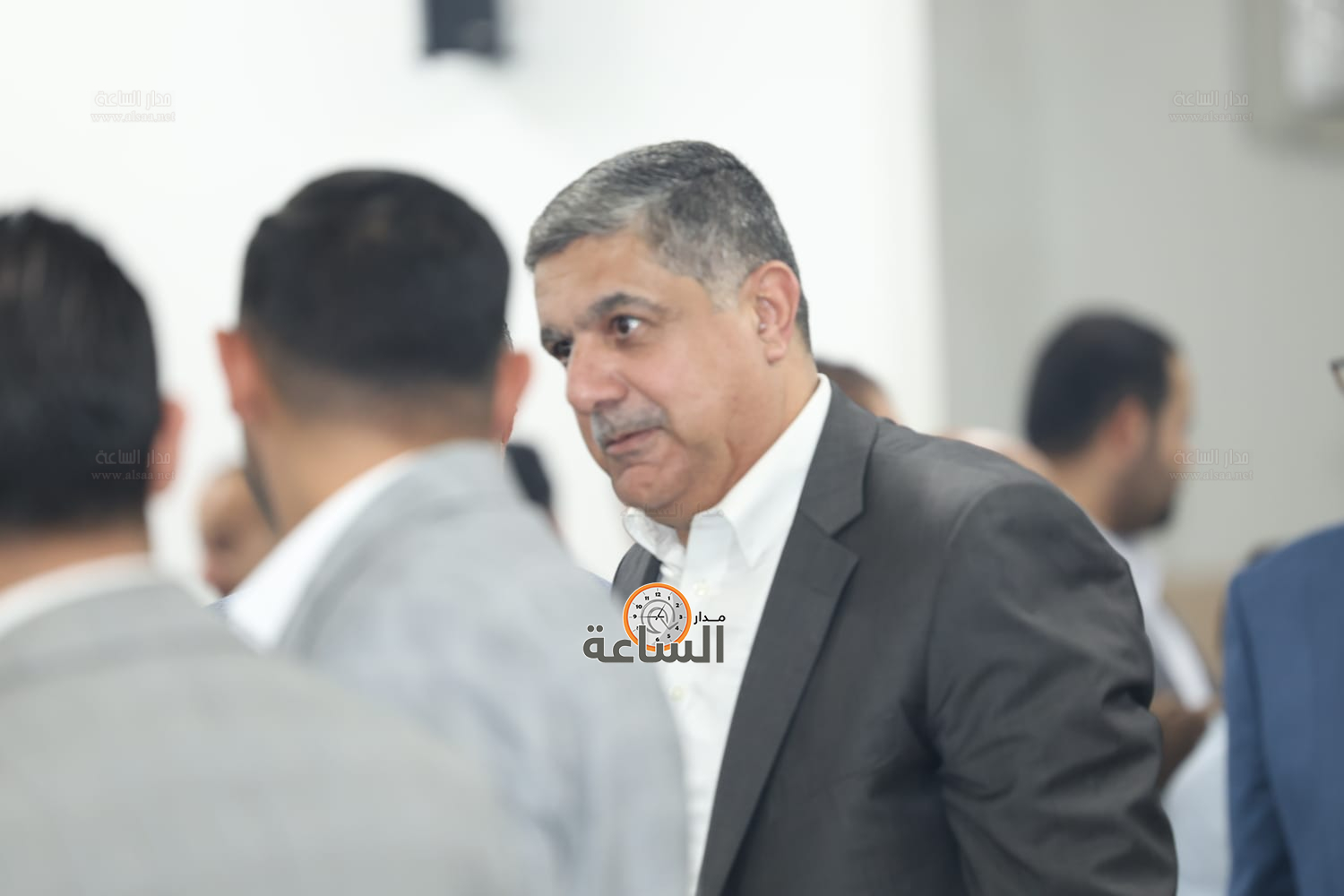 Madar Al-Saa Images 0.6806929351768117