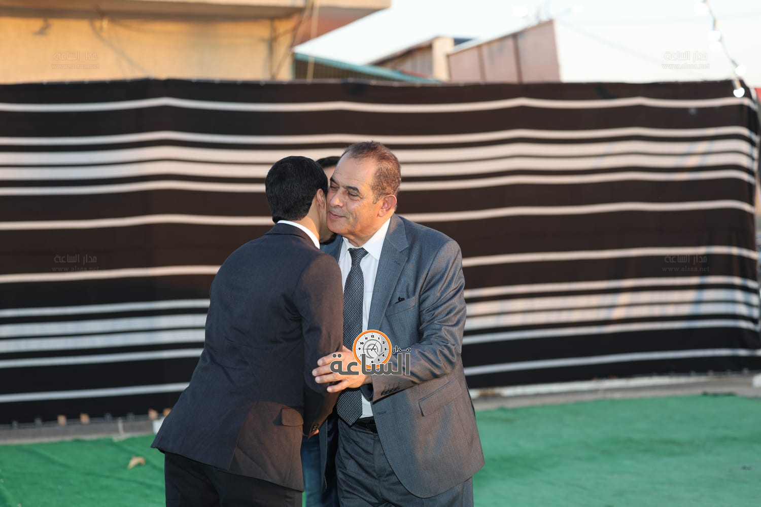 Madar Al-Saa Images 0.9604743644530582