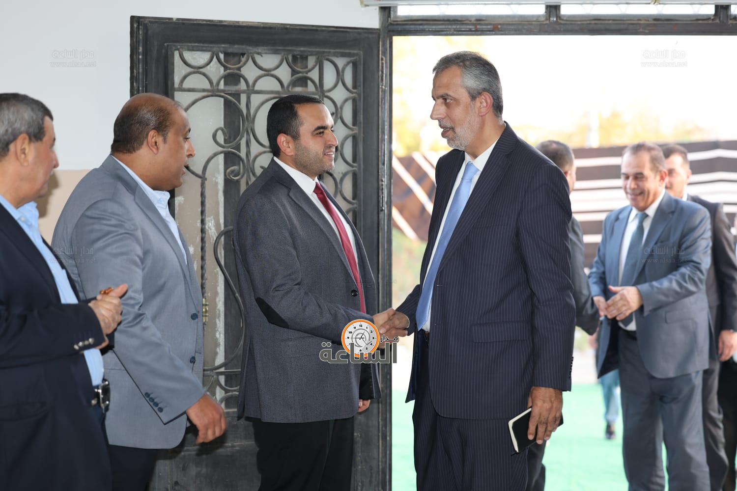 Madar Al-Saa Images 0.8076292593698381