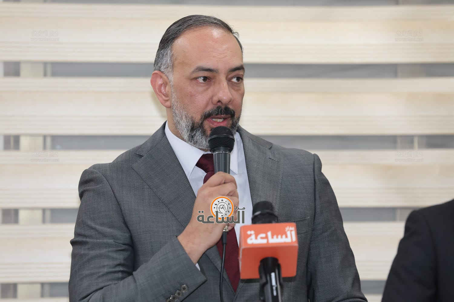 Madar Al-Saa Images 0.6303235029775025