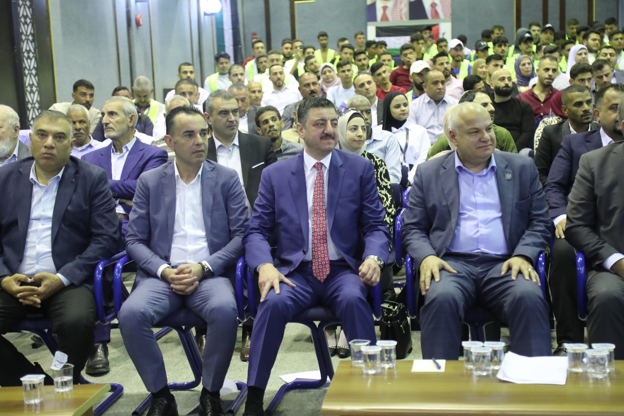 Madar Al-Saa Images 0.2854740925009124