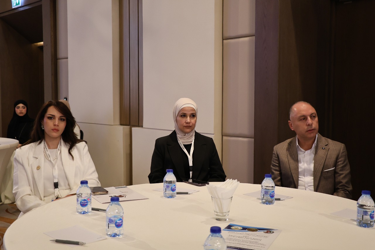 Madar Al-Saa Images 0.013688629735851165