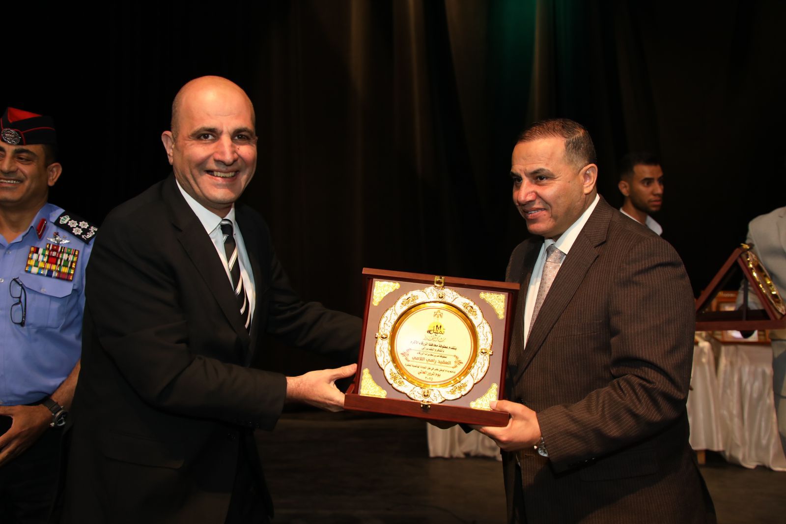 Madar Al-Saa Images 0.522540421303101