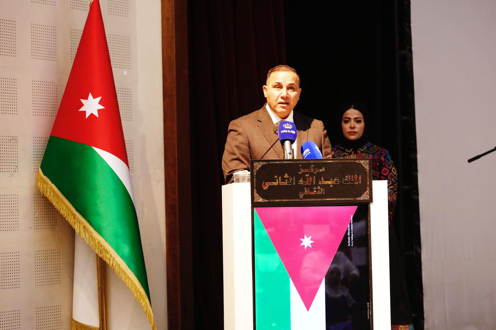 Madar Al-Saa Images 0.39618050255152193