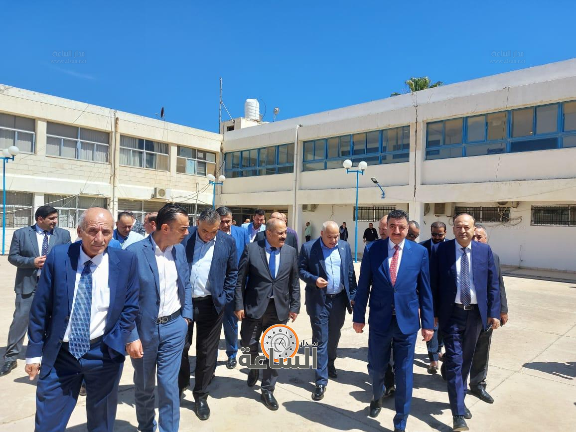 Madar Al-Saa Images 0.5105656919994142