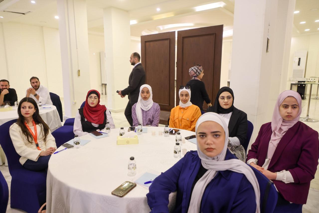 Madar Al-Saa Images 0.7389496214648223