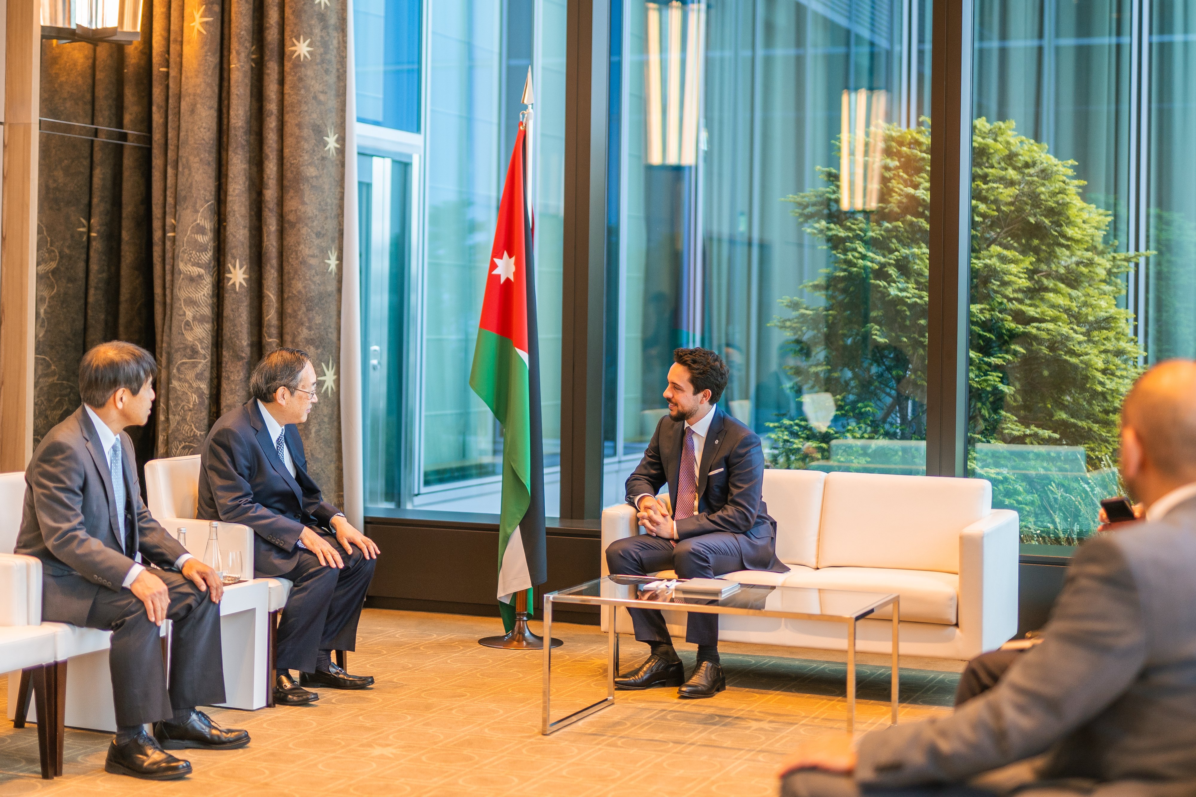 Madar Al-Saa Images 0.8609685058885359