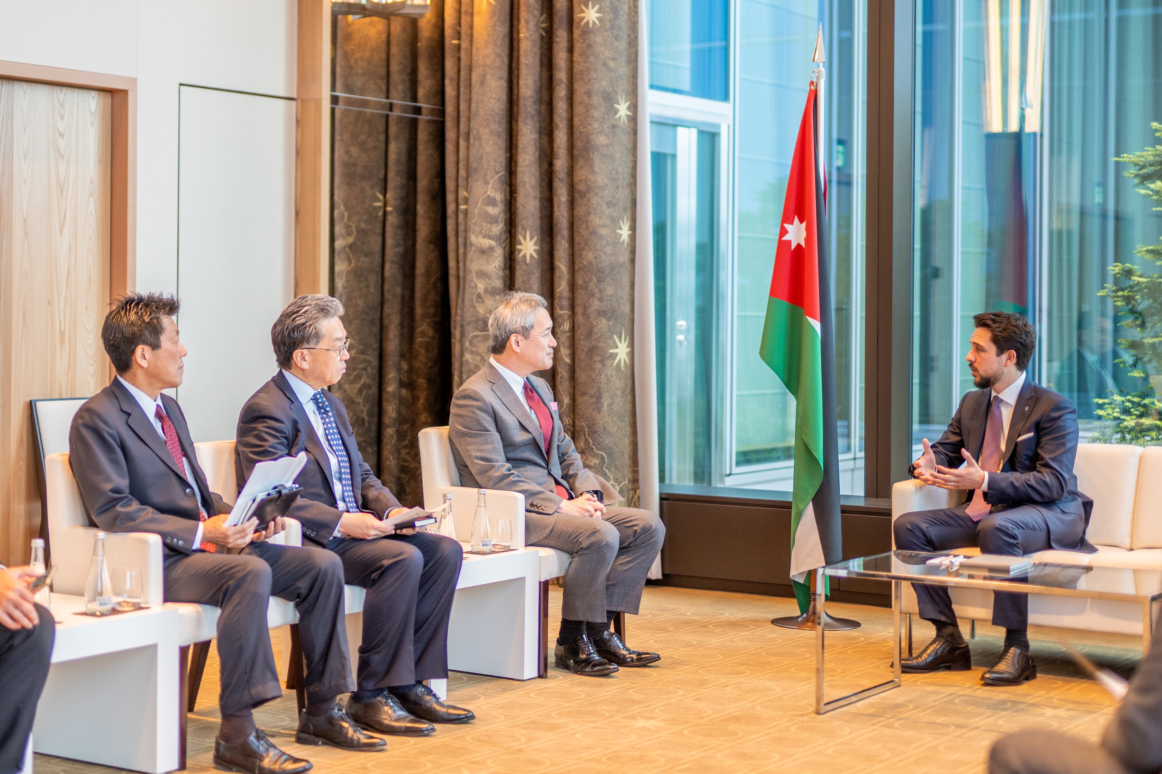 Madar Al-Saa Images 0.5779763067986946