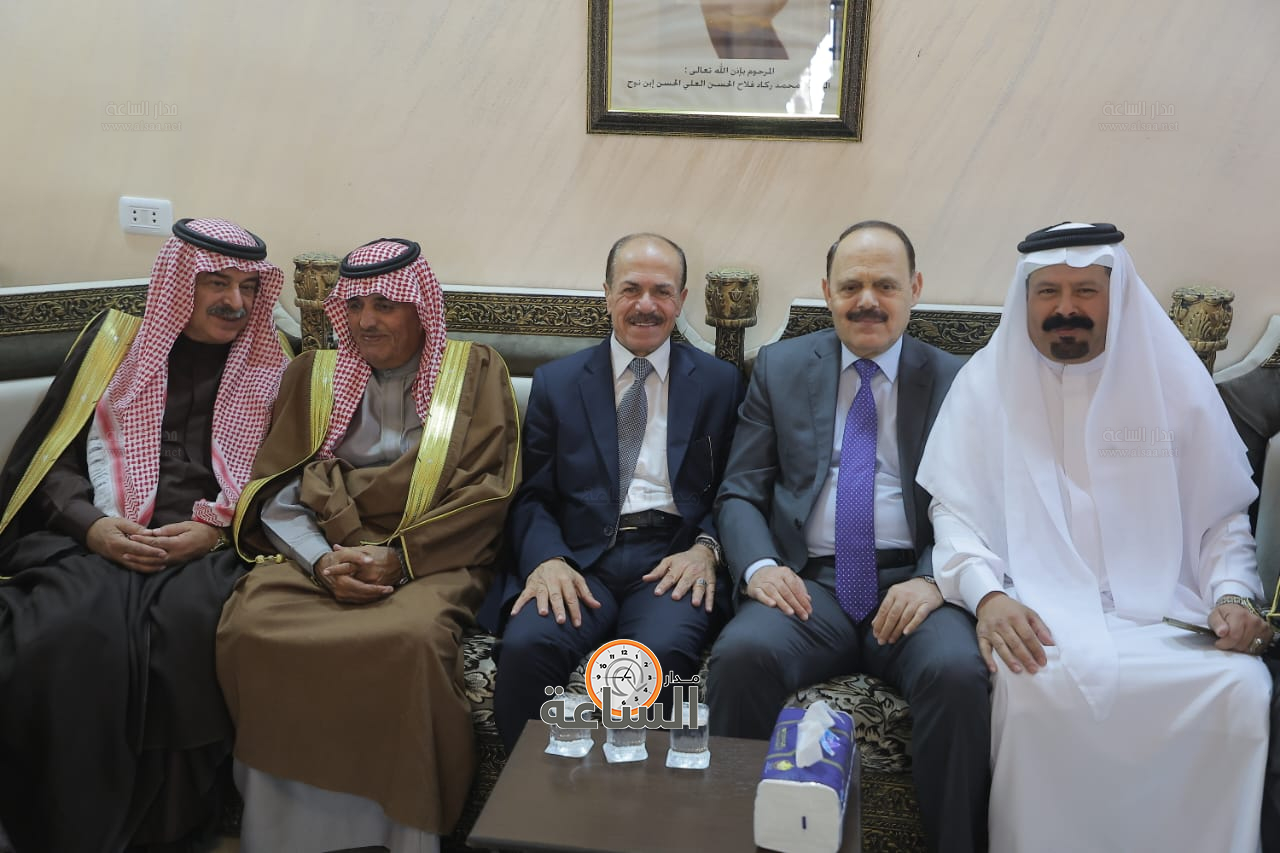 Madar Al-Saa Images 0.9917847408119697