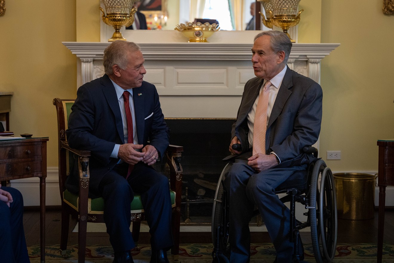 Madar Al-Saa Images 0.38554458098633815