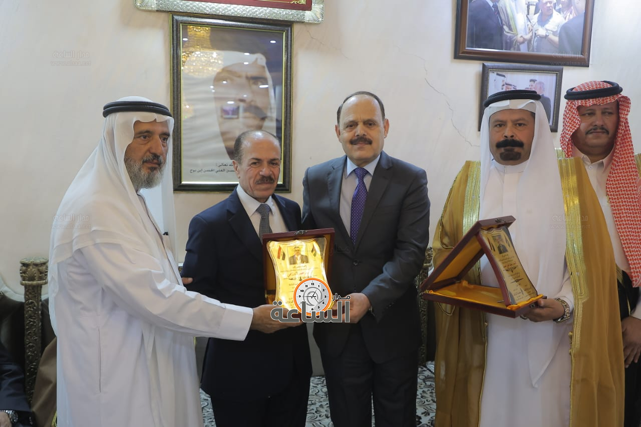 Madar Al-Saa Images 0.3298477240459653