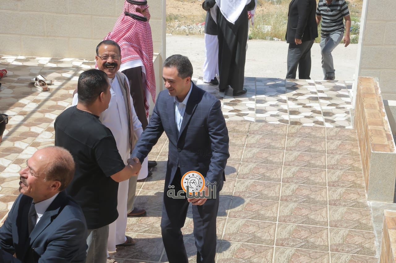 Madar Al-Saa Images 0.9602101384437717