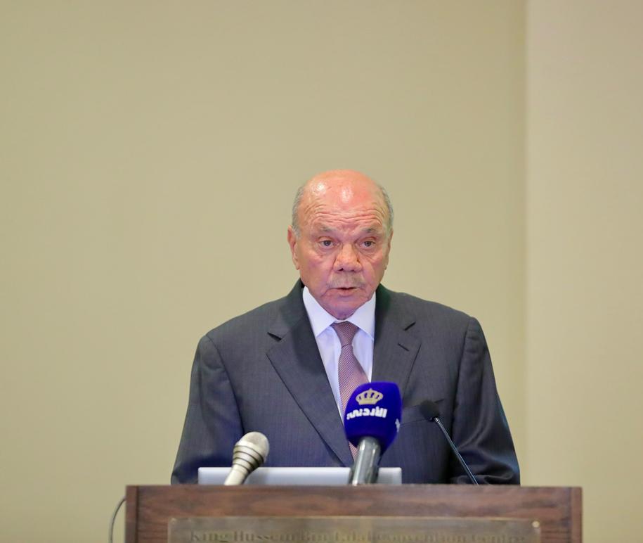 Madar Al-Saa Images 0.6741243449602159