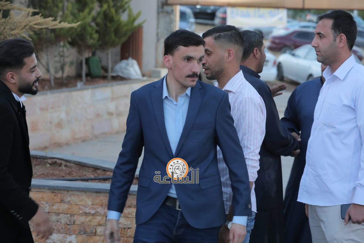 Madar Al-Saa Images 0.5597467845940846