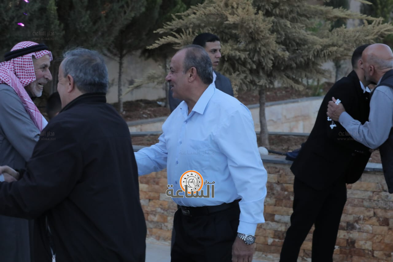 Madar Al-Saa Images 0.9820116342195829