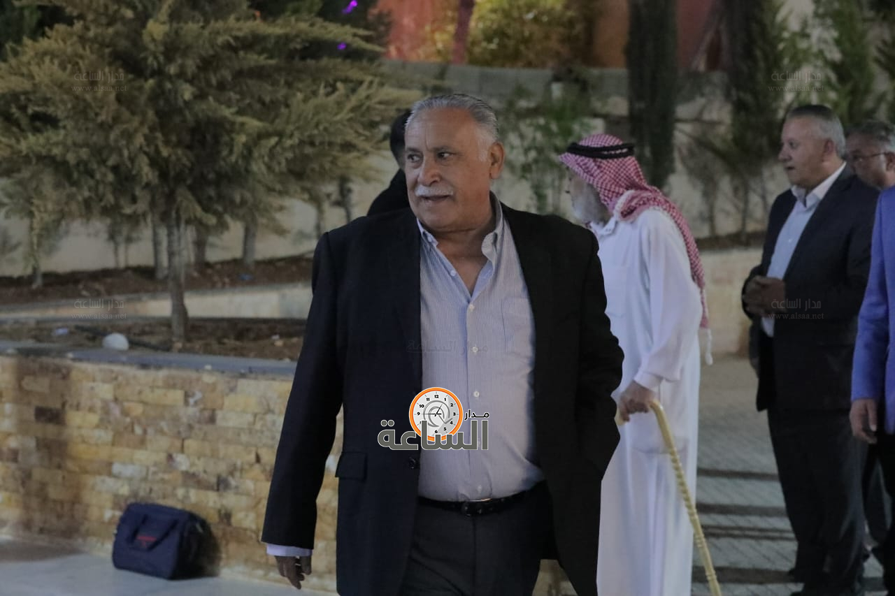 Madar Al-Saa Images 0.15899863637715983