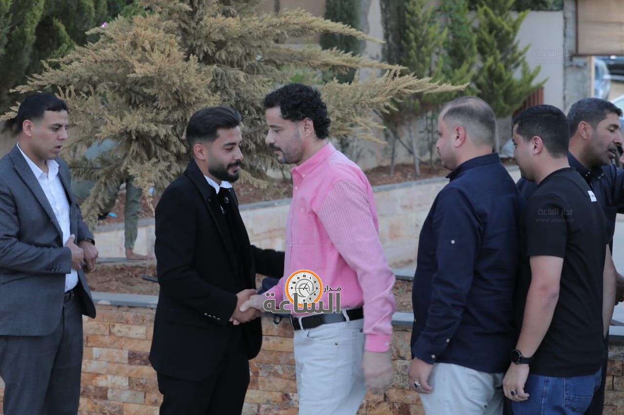 Madar Al-Saa Images 0.25513905311324225