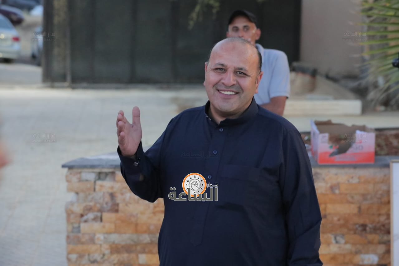 Madar Al-Saa Images 0.609888424444951