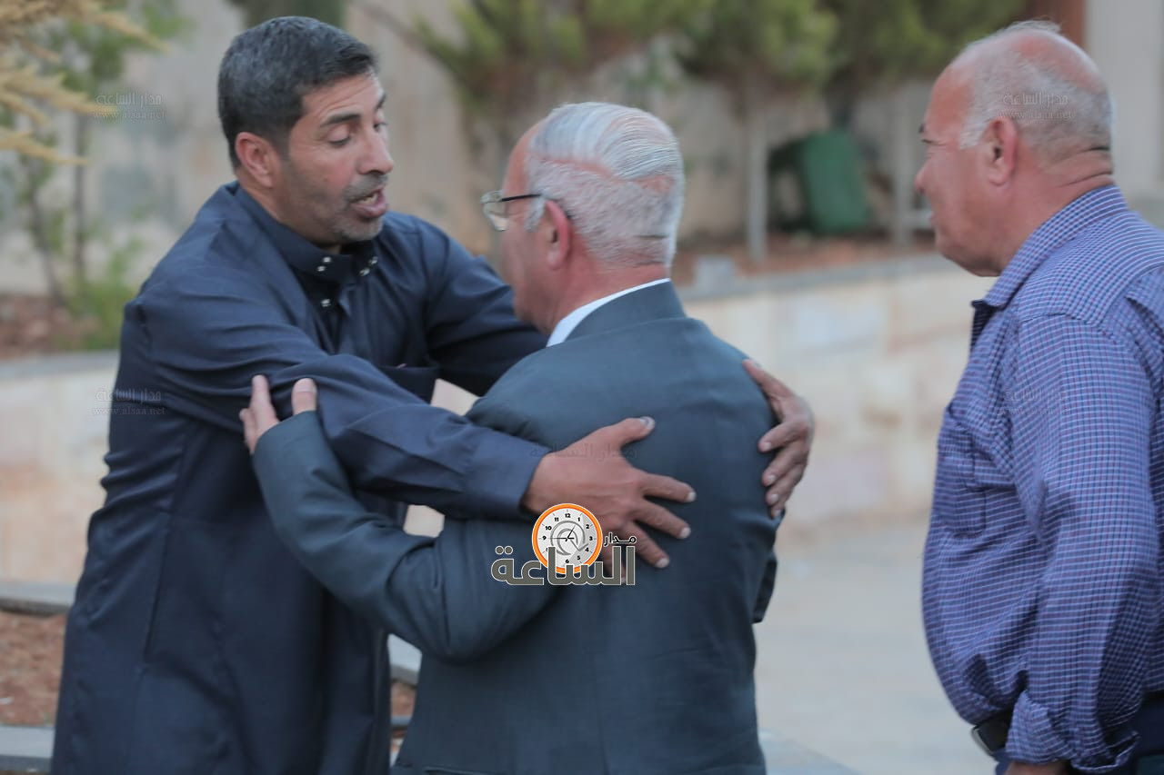 Madar Al-Saa Images 0.39603414416607796