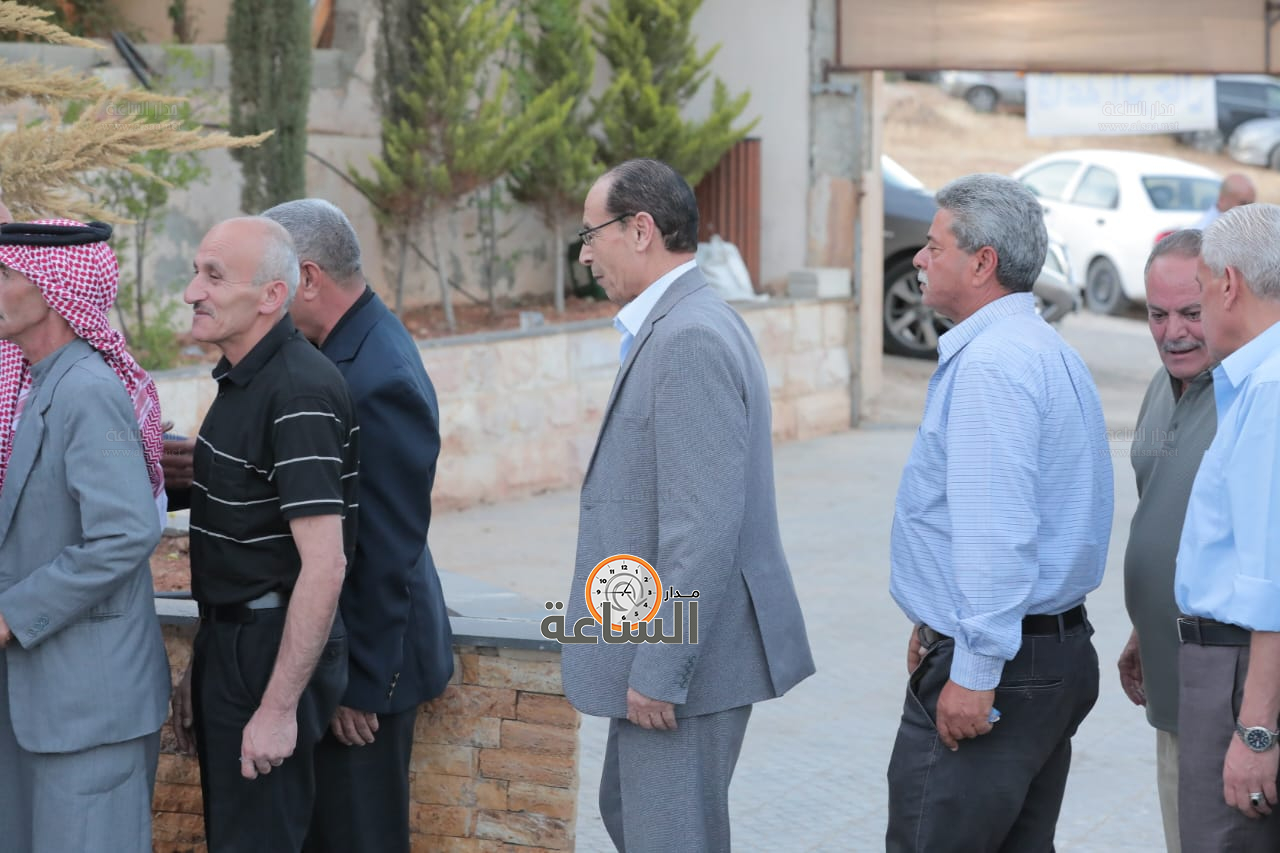 Madar Al-Saa Images 0.037978648799326