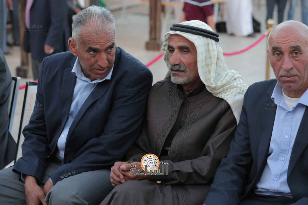 Madar Al-Saa Images 0.04661553301160404