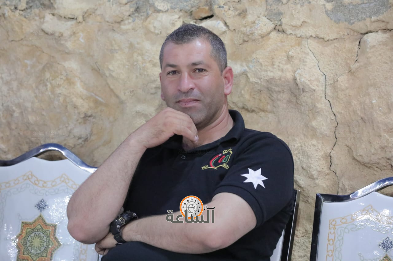 Madar Al-Saa Images 0.17079436091103117