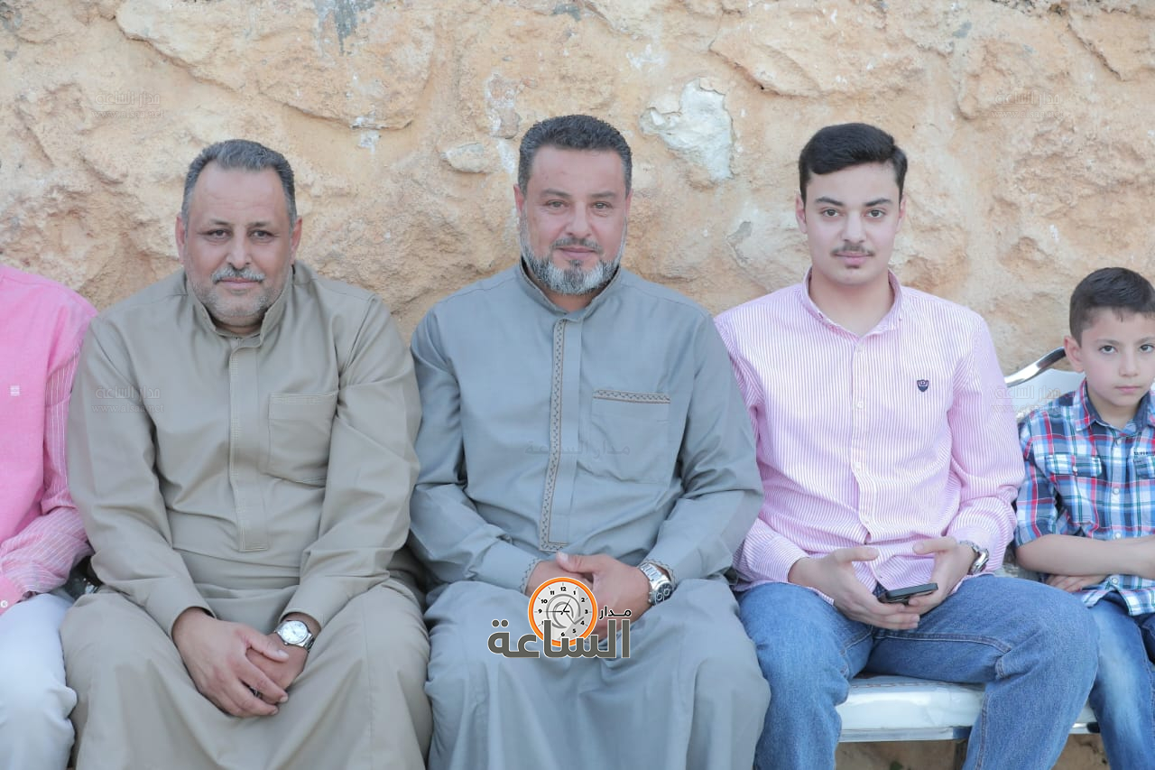 Madar Al-Saa Images 0.15123347336620308