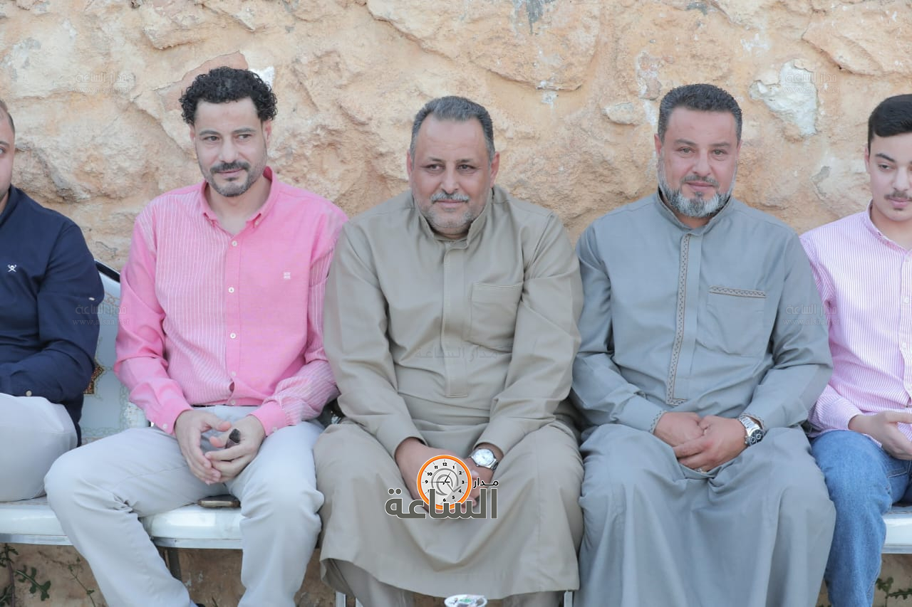 Madar Al-Saa Images 0.8590879654021537