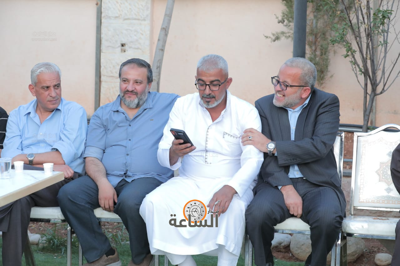 Madar Al-Saa Images 0.822971223400068